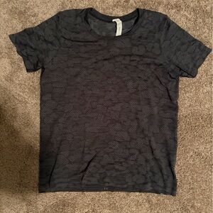 Black leopard print Lululemon Short Sleeve swiftly Tee Top